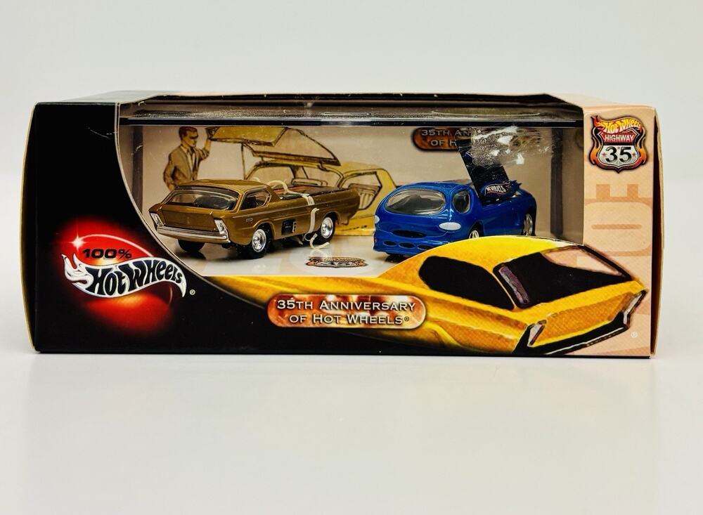 Hot Wheels 35th Anniversary Deora & Deora II Vehicle Set 57285 Sealed